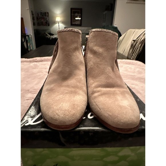 Sam Edelman Suede Fringe Booties Cream Size 9 M - Picture 1 of 7